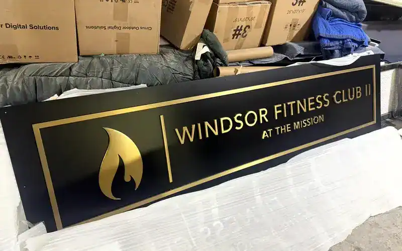 custom outdoor building signs